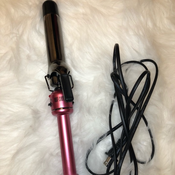 Hot Tools Other - Titanium curling iron Hot Tools Other - Titanium curling iron
